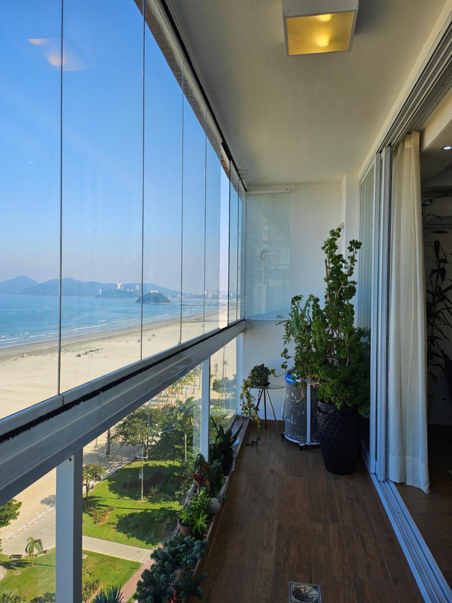 Apartamentos Na Praia Do Gonzaga Frente Mar Com Estacionamento 桑托斯 外观 照片